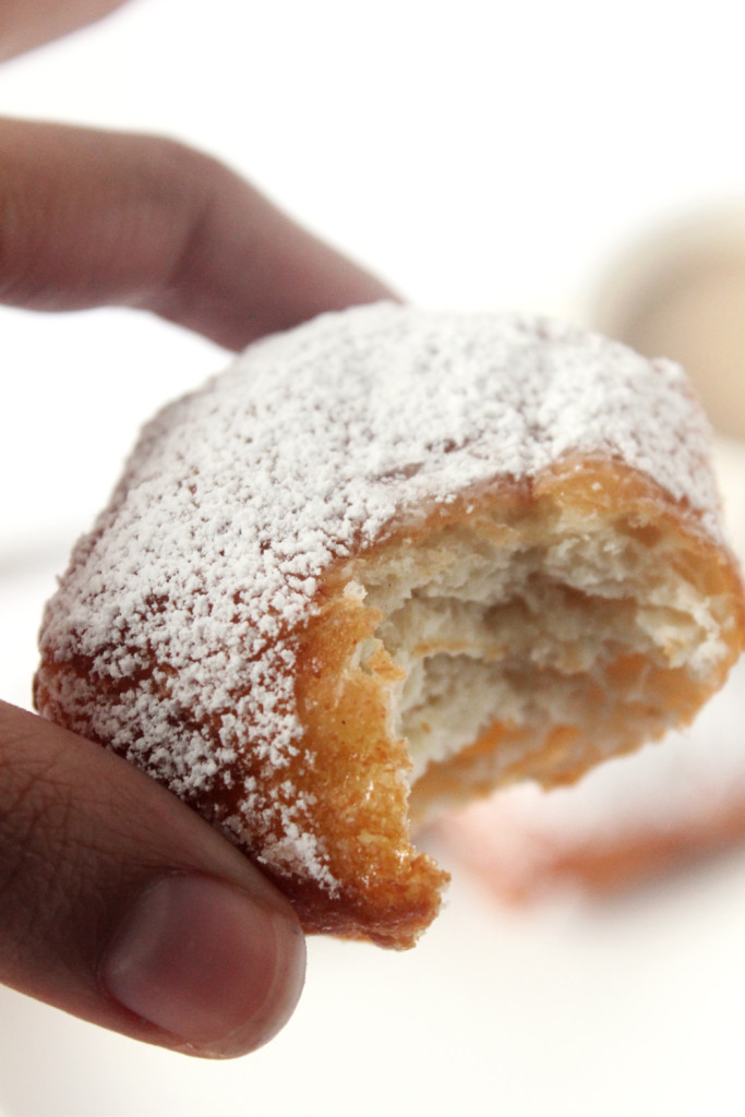 How to Make Southern Beignets| Ten at the  Table| http://tenatthetable.com