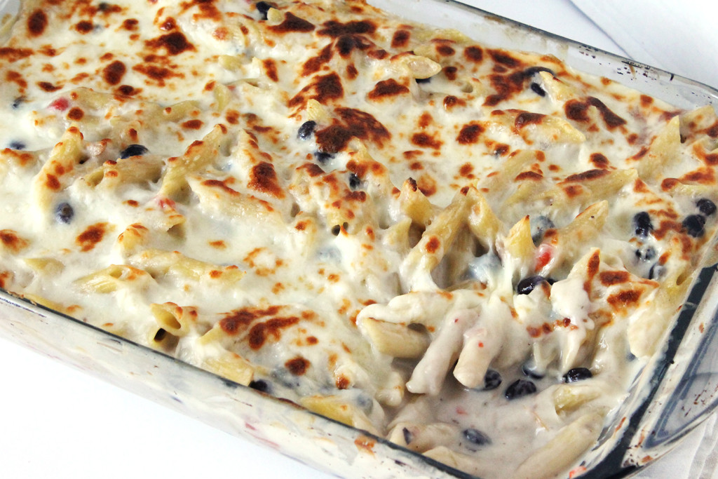 Ultimate Cheesy Tuna Pasta Casserole| Ten at the Table http://tenatthetable.com
